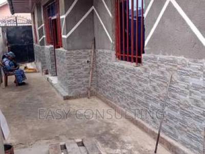 2chbre Villa dans Bon March&eacute;, Barumbu &agrave; Vendre