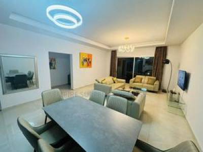 Meubl&eacute; 3chbre Appartement dans Empire Supreme, Gombe &agrave; Vendre